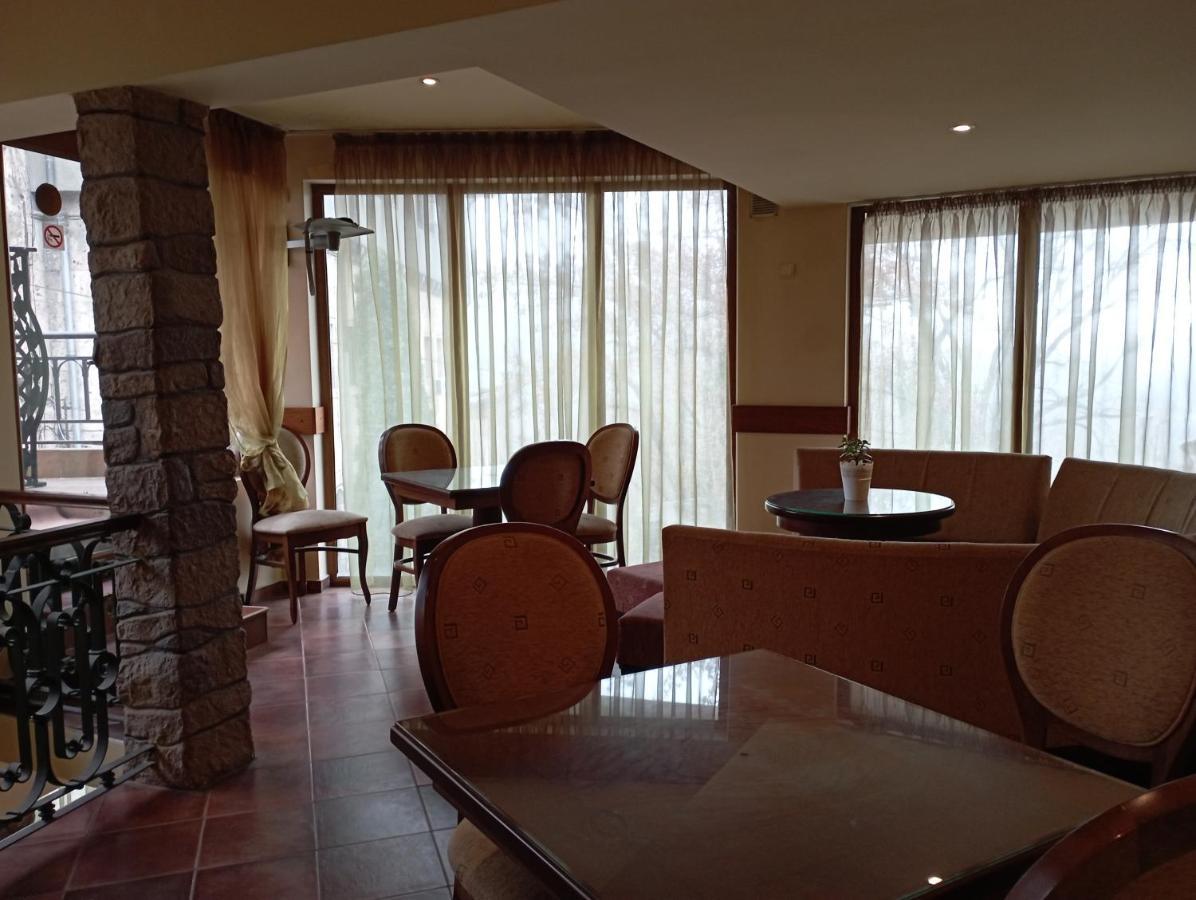 Hotel Bolyari Veliko Tarnovo Buitenkant foto