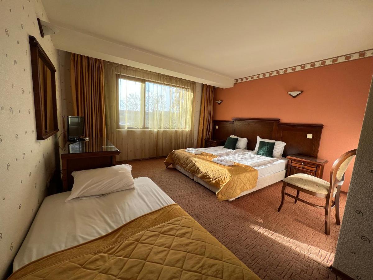 Hotel Bolyari Veliko Tarnovo Buitenkant foto