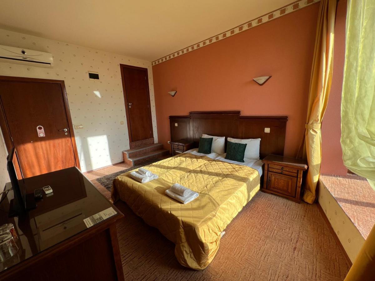 Hotel Bolyari Veliko Tarnovo Buitenkant foto