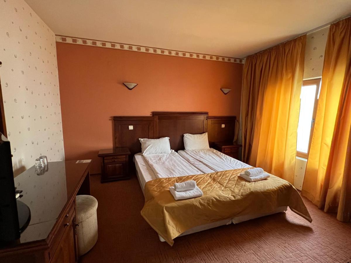Hotel Bolyari Veliko Tarnovo Buitenkant foto