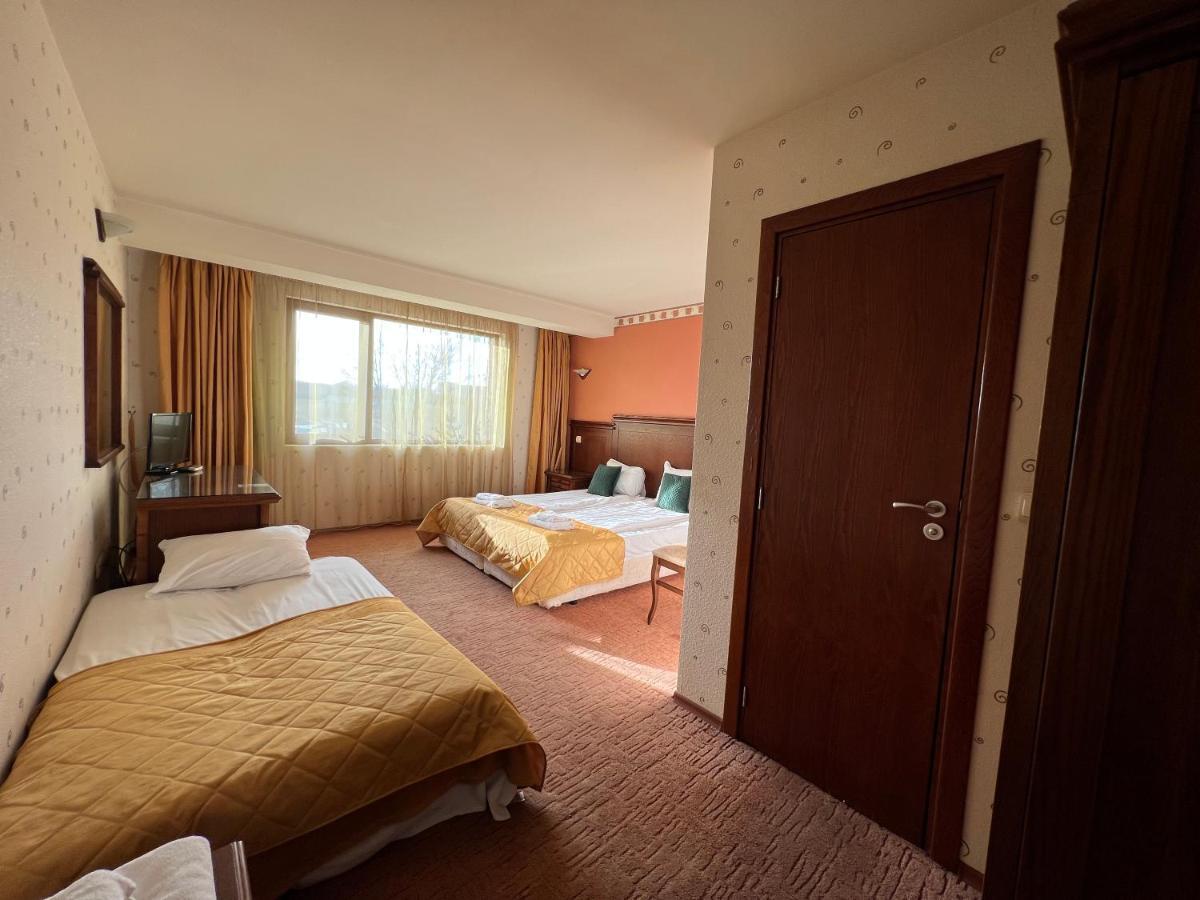 Hotel Bolyari Veliko Tarnovo Buitenkant foto