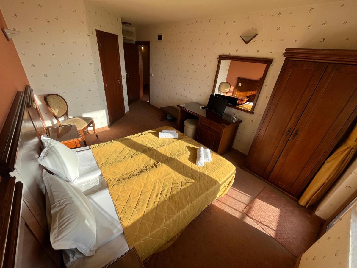 Hotel Bolyari Veliko Tarnovo Buitenkant foto