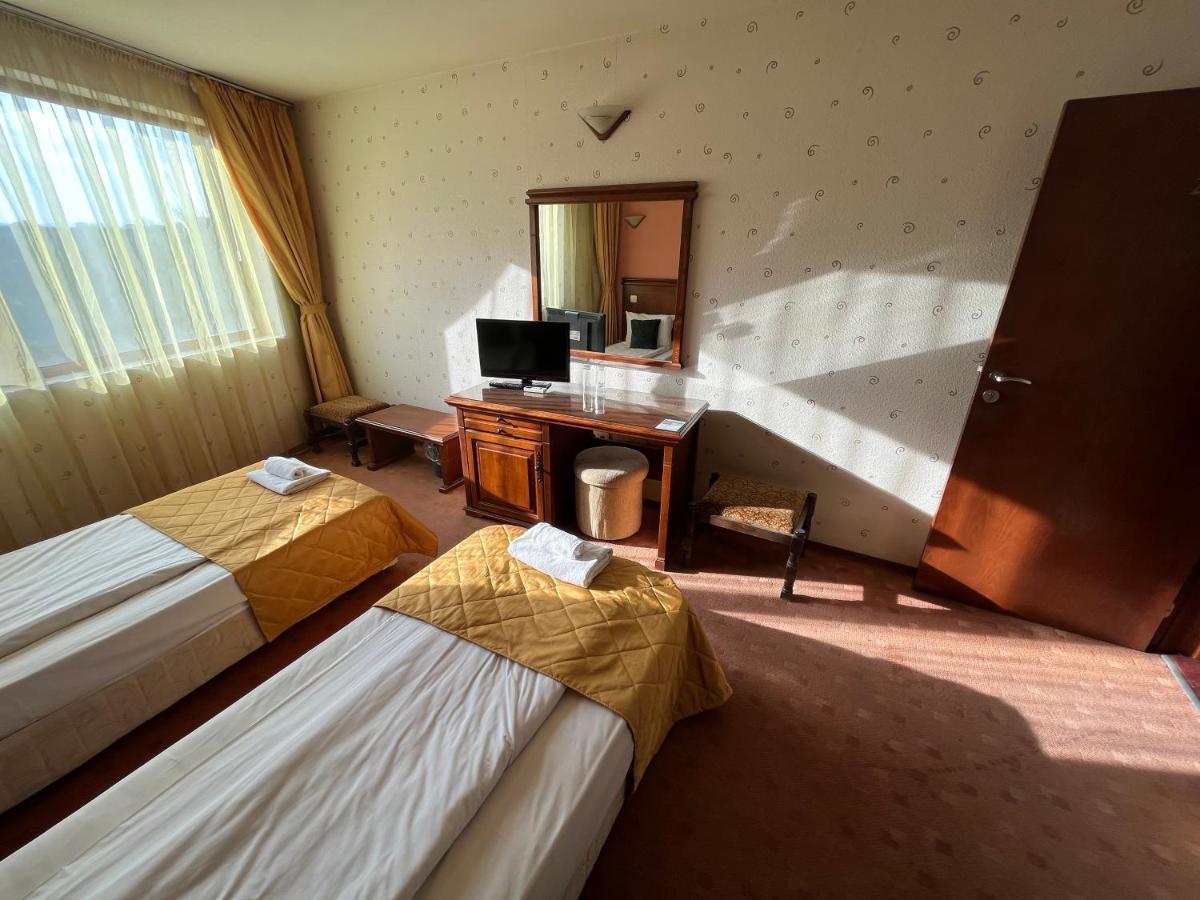 Hotel Bolyari Veliko Tarnovo Buitenkant foto